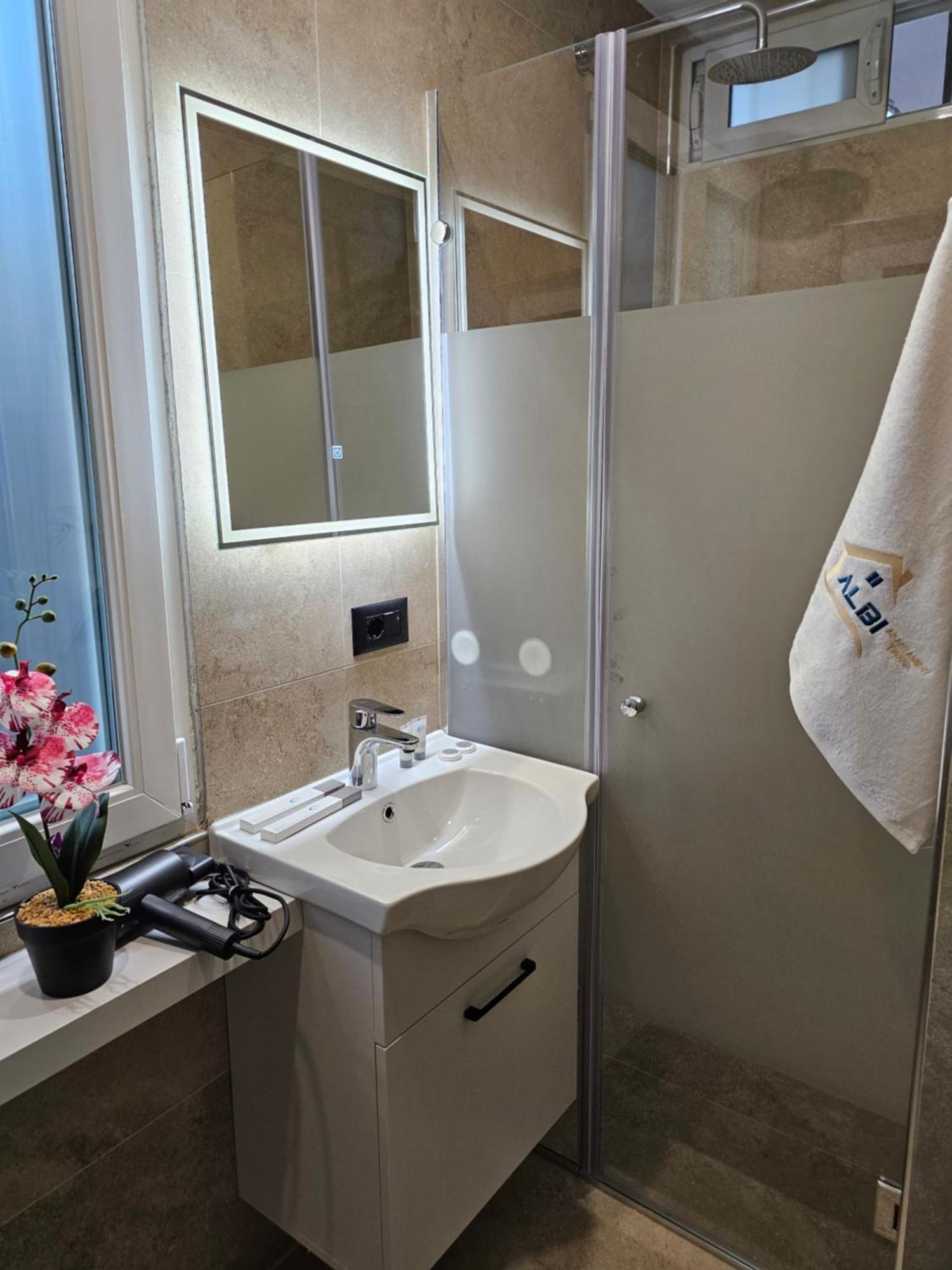 Albi Apartment 티라나 외부 사진